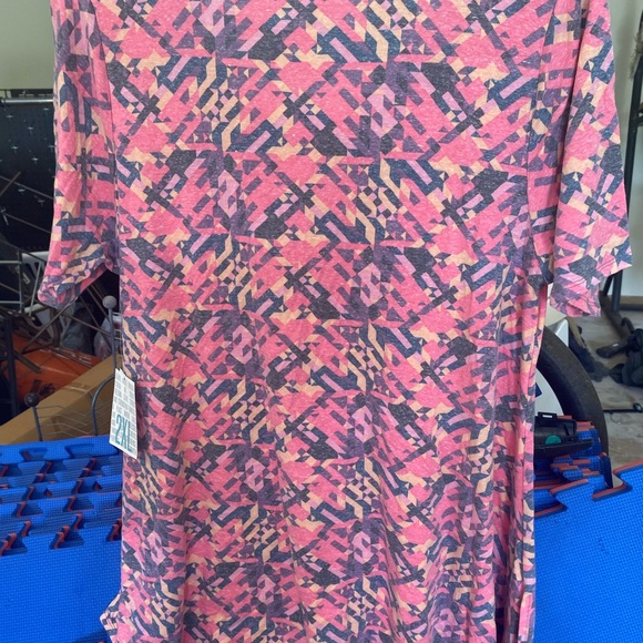 NWT 2XL Lularoe Perfect in heathered pink - Picture 2 of 4